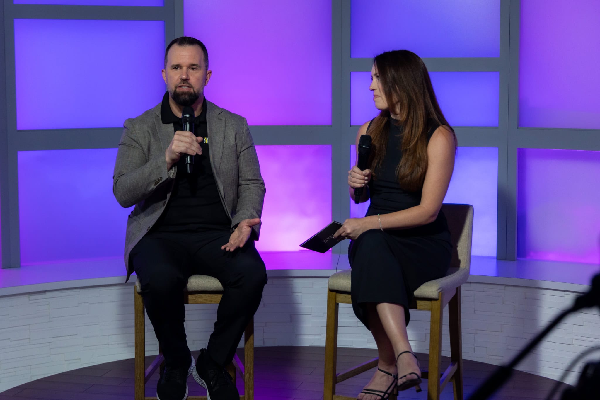 interview, lives studio audience