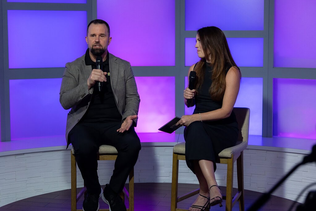 interview, lives studio audience